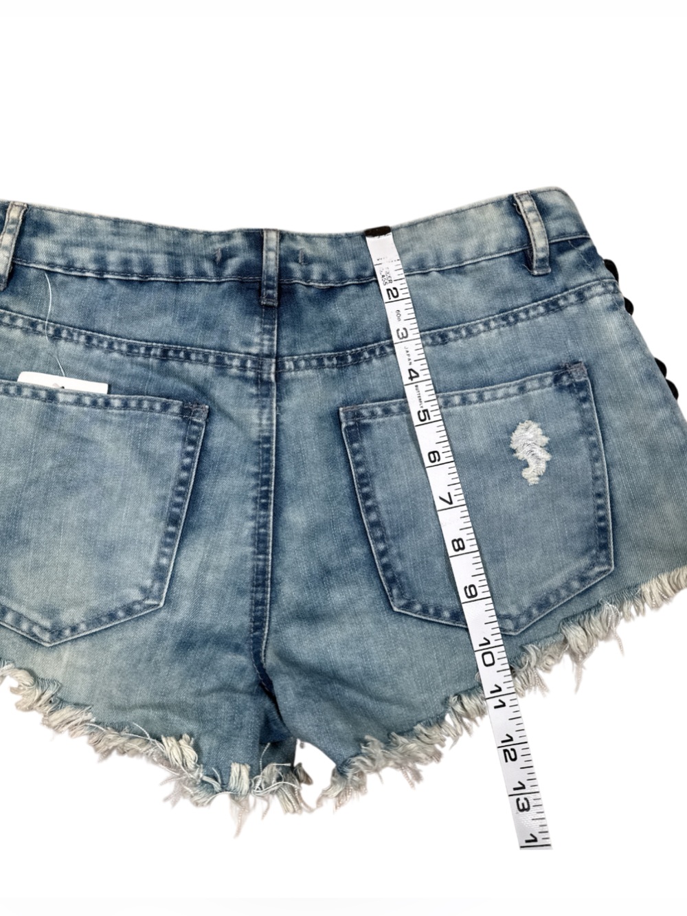 Forever 21 Lace-Up Distressed Denim Shorts Size 26 NWT - Picture 10 of 10